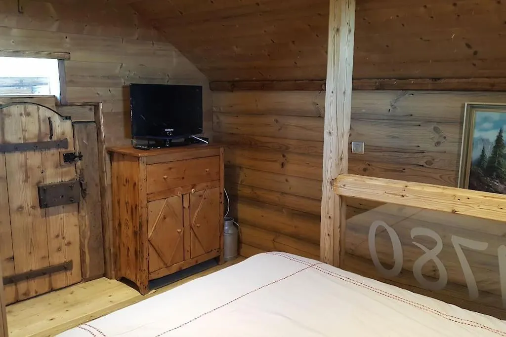Gite / Chalet Meuble Pour 2 Personnes Le 1780 Saint-Victor-de-Cessieu