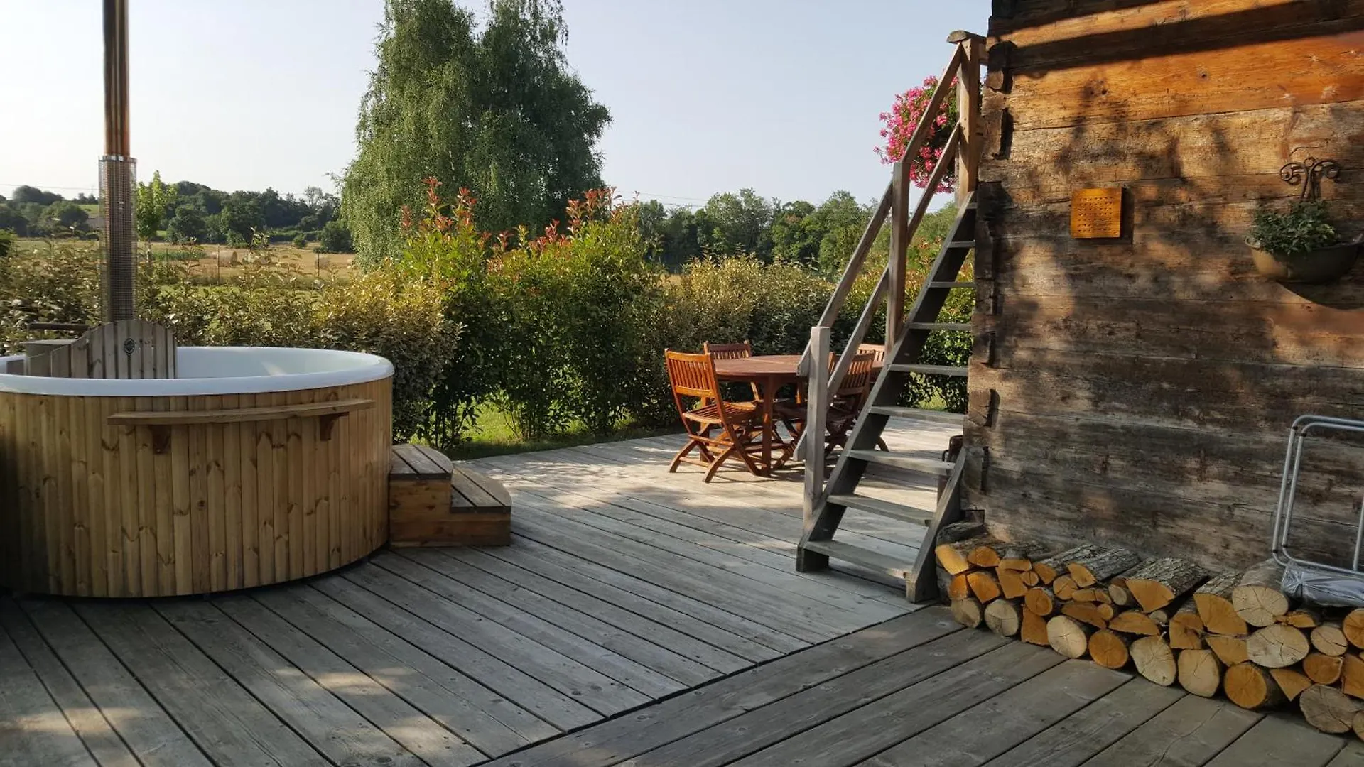 Gite / Chalet Meuble Pour 2 Personnes Le 1780 Saint-Victor-de-Cessieu 0*,  France