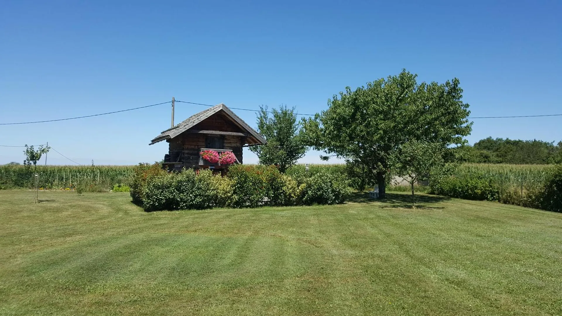 Holiday home Gite / Chalet Meuble Pour 2 Personnes Le 1780 Saint-Victor-de-Cessieu