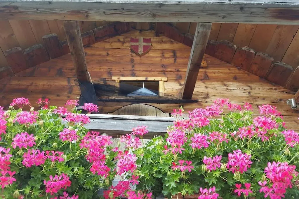 Gite / Chalet Meuble Pour 2 Personnes Le 1780 Saint-Victor-de-Cessieu 펜션
