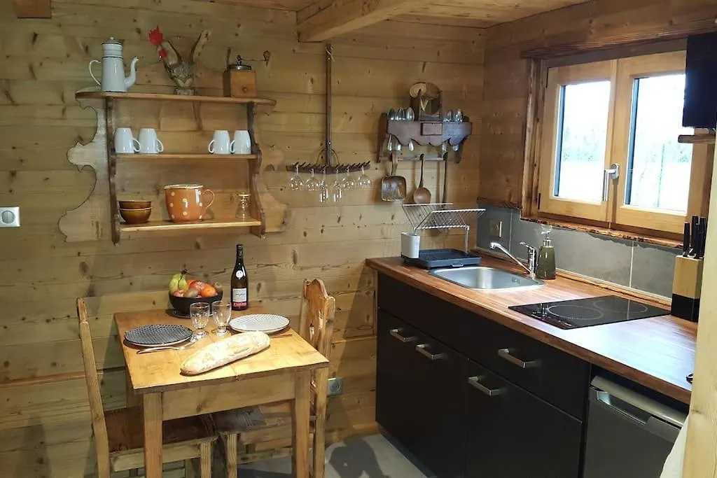 펜션 Gite / Chalet Meuble Pour 2 Personnes Le 1780 Saint-Victor-de-Cessieu 프랑스