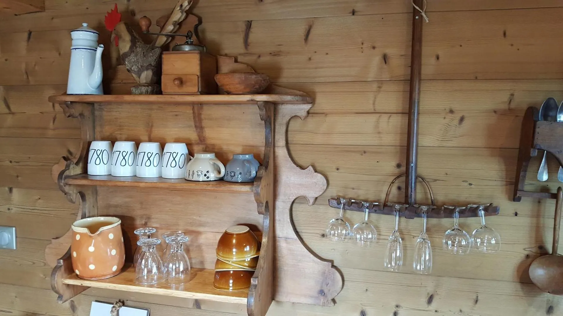 Gite / Chalet Meuble Pour 2 Personnes Le 1780 Saint-Victor-de-Cessieu